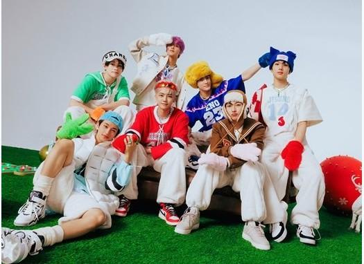 人气男团NCT DREAM将于19日进行《Candy》发售纪念直播