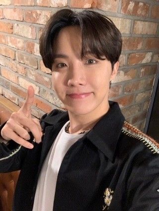 【韩国新闻】防弹少年团J-Hope的近况公开