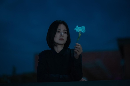 宋慧乔主演奈飞原创剧集《黑暗荣耀》全球排行榜第五