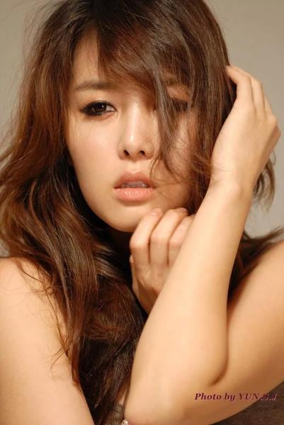 韩国女星李秀晶 靠身材终究只是昙花一现