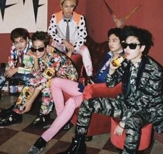 SHINee正规3专辑合订本‘The misconceptions of us’8月8日发行